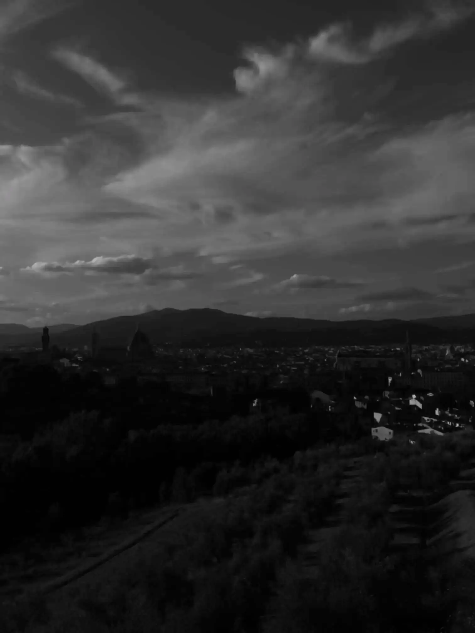 Il profilo della città al crepuscolo